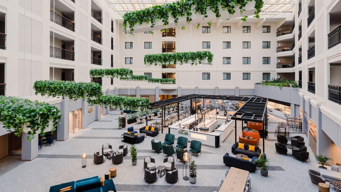 쉐라톤 그랜드 크라코프 호텔 크라쿠프 외부 사진 The hotel's atrium